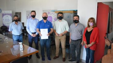 El municipio y la E.P.E firmaron un importante convenio