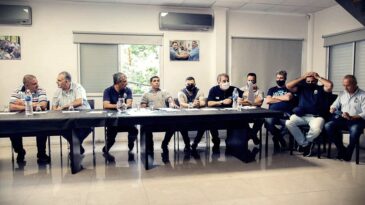 Gremios del sector portuario agroexportador conformaron una intersindical