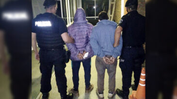 Dos "robacables" fueron sorprendidos en plena tarea delictiva