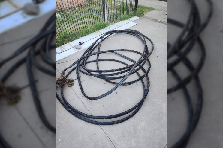 La policía detuvo a otro "robacables" tras una ardua persecución