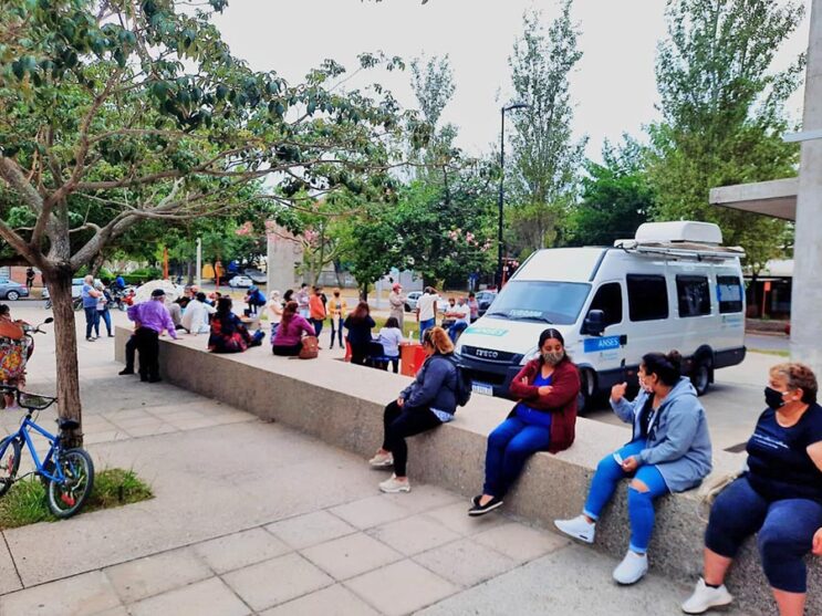 La unidad móvil de Ansés atendió en Puerto General San Martín
