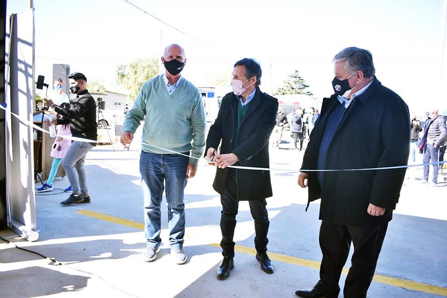 Carlos De Grandis en la inauguración del destacamento de la C.N.R.T en Timbúes.