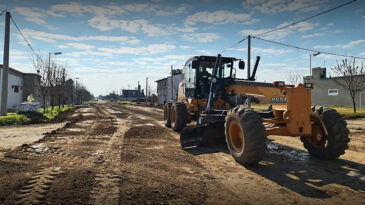 Continúan las obras de cordón cuneta, desagües y pavimento en Barrio San Sebastián Oeste