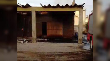 Incendio en una fábrica abandonada de Barrio Bella Vista