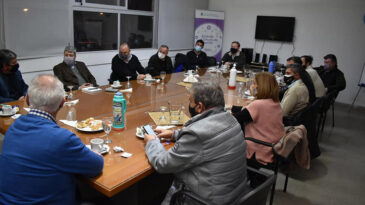 Autoridades políticas se reunieron para evitar el cierre de la planta de Dow Argentina