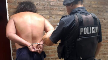 Llegó borracho, insultó a su mujer, la echó de la casa y amenazó con prender fuego todo