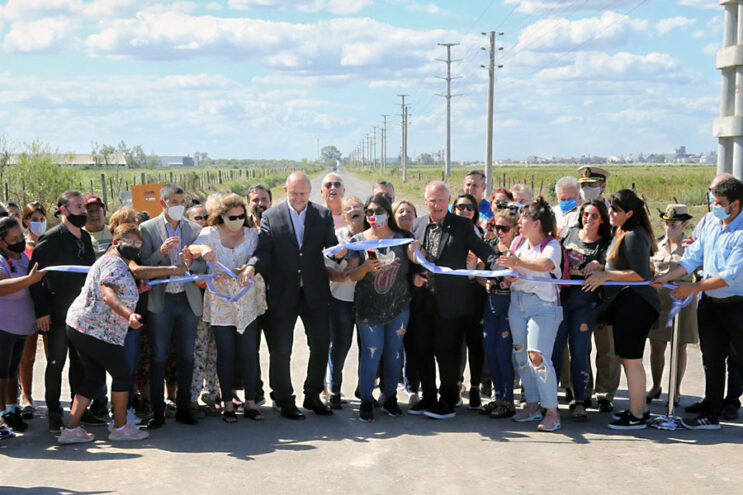 Carlos de Grandis y Omar Perotti inauguraron una nueva etapa de los "Caminos de la Producción"