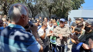 Carlos De Grandis realizó un importante anuncio a los trabajadores municipales