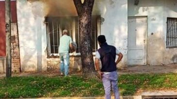 Tres niños prendieron fuego una casa mientras jugaban