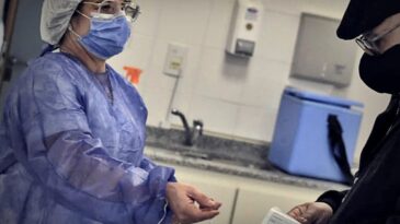 COVID-19: la Secretaría de Salud aplica la tercera y cuarta dosis de la vacuna sin turno previo