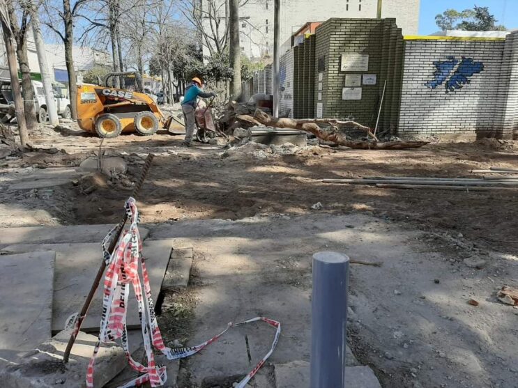 Comenzó la remodelación del Paseo Islas Malvinas en la zona centro de la ciudad