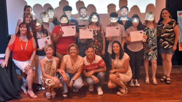 Los Centros Alfabetización y Educación Básica de la ciudad realizaron un emotivo cierre de año