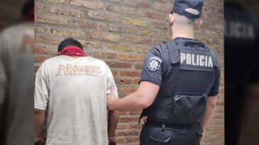 Se robó un tacho de basura y la policía lo atrapó a pocos metros del lugar