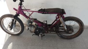 Un joven fue demorado por la policía tras fugarse en una moto "sin papeles"