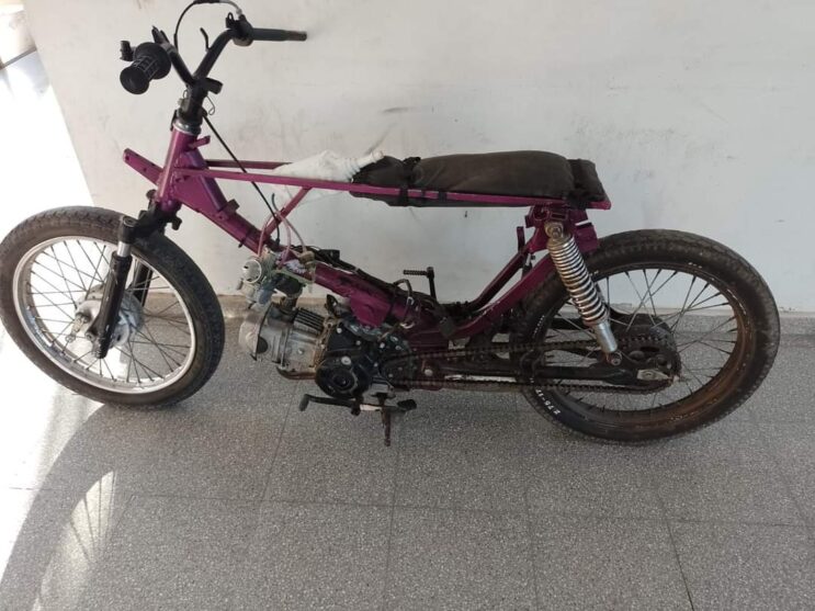 Un joven fue demorado por la policía tras fugarse en una moto "sin papeles"