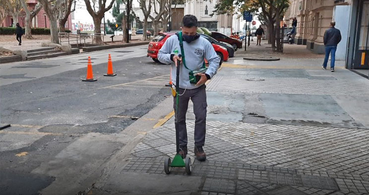 Durante febrero, continúan las recorridas para detectar fugas de gas en Puerto General San Martín y la zona