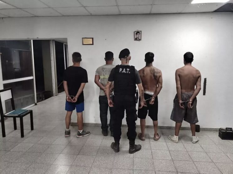 Cuatro detenidos por robo de cables en Puerto General San Martín
