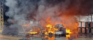 Incendio en la planta de Grupo Pelco ubicada en Puerto General San Martín