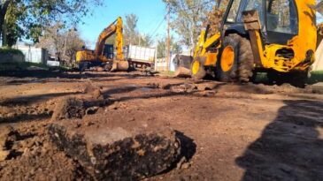 El municipio trabaja en la repavimentación de calle Reconquista