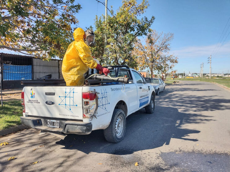 Continúa por los barrios el operativo de fumigación para prevenir el dengue