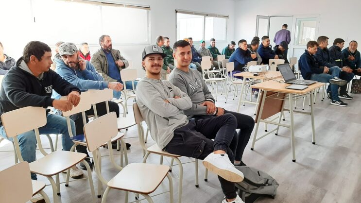 Se dictó en la ciudad un curso de capacitación en poscosecha de granos almacenados